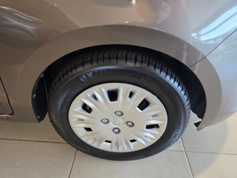 FORD Ka + Sedan 1.5 12V 4P FLEX TI-VCT SE PLUS AUTOM�TICO, Foto 14