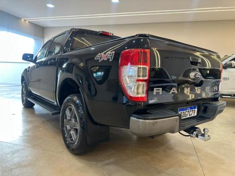 FORD Ranger 2.0 4P TURBO DIESEL XLS 4X4 CABINE DUPLA AUTOM�TICO, Foto 4