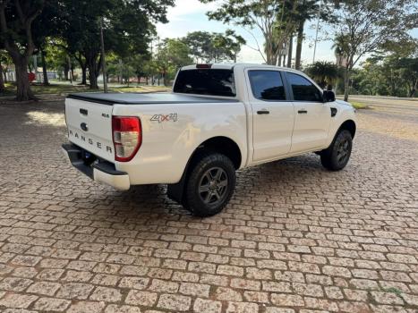 FORD Ranger 2.2 16V XLS DIESEL 4X4 CABINE DUPLA AUTOM�TICO, Foto 4
