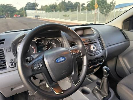 FORD Ranger 2.5 16V FLEX XLS SPORT CABINE SIMPLES, Foto 6