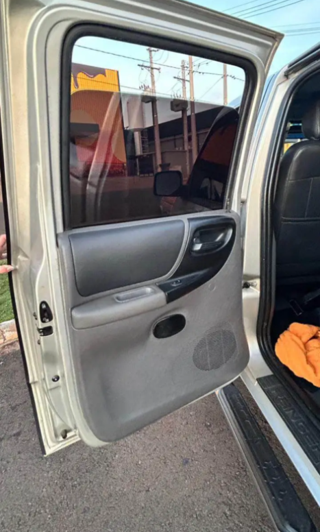 FORD Ranger 3.0 16V XLT DIESEL CABINE DUPLA, Foto 5