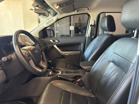 FORD Ranger 3.2 20V XLT 4X4 CABINE DUPLA TURBO DIESEL AUTOM�TICO, Foto 21