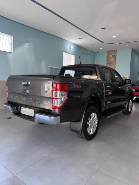 FORD Ranger 3.2 20V XLT 4X4 CABINE DUPLA TURBO DIESEL AUTOMTICO, Foto 6
