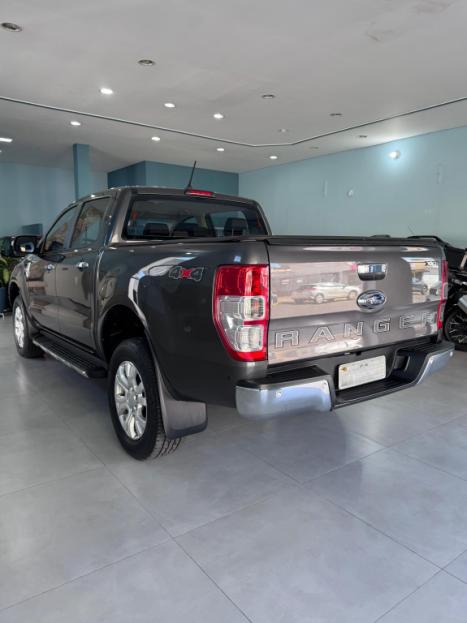 FORD Ranger 3.2 20V XLT 4X4 CABINE DUPLA TURBO DIESEL AUTOMTICO, Foto 7