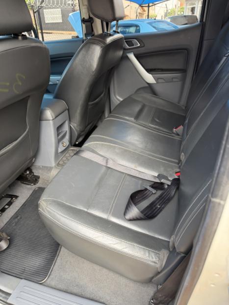 FORD Ranger 3.2 20V CABINE DUPLA 4X4 LIMITED TURBO DIESEL AUTOM�TICO, Foto 5