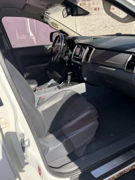 FORD Ranger 3.2 20V CABINE DUPLA 4X4 LIMITED TURBO DIESEL AUTOM�TICO, Foto 9