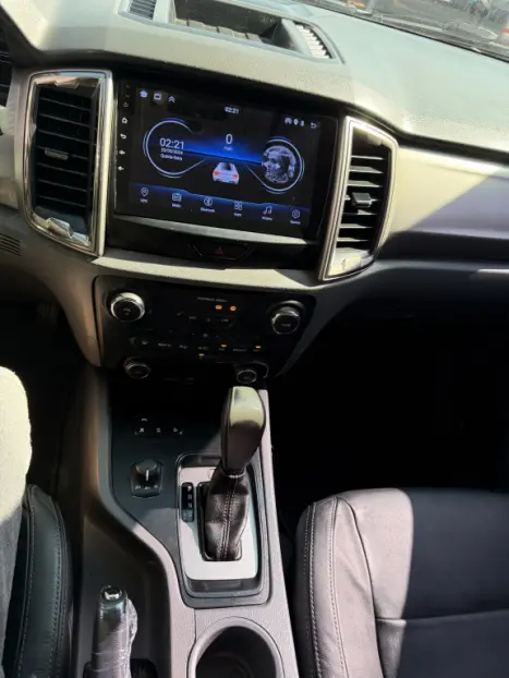 FORD Ranger 3.2 20V CABINE DUPLA 4X4 LIMITED TURBO DIESEL AUTOM�TICO, Foto 12