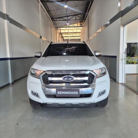 FORD Ranger 3.2 20V CABINE DUPLA 4X4 LIMITED TURBO DIESEL AUTOM�TICO, Foto 2