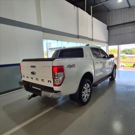 FORD Ranger 3.2 20V CABINE DUPLA 4X4 LIMITED TURBO DIESEL AUTOM�TICO, Foto 4