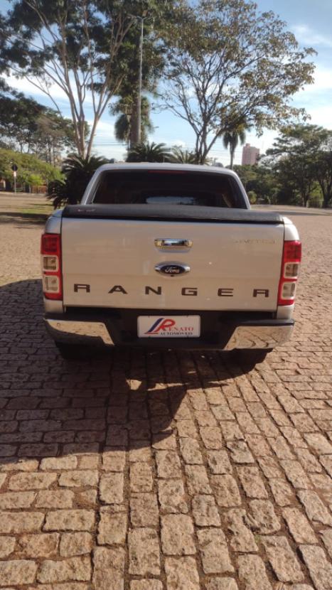 FORD Ranger 3.2 20V CABINE DUPLA 4X4 LIMITED TURBO DIESEL AUTOM�TICO, Foto 5