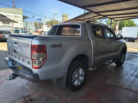 FORD Ranger 3.2 20V CABINE DUPLA 4X4 LIMITED PLUS TURBO DIESEL AUTOM�TICO, Foto 4