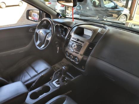 FORD Ranger 3.2 20V CABINE DUPLA 4X4 LIMITED PLUS TURBO DIESEL AUTOM�TICO, Foto 5