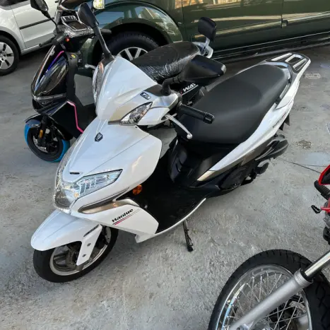 HAOJUE VR 150 , Foto 3