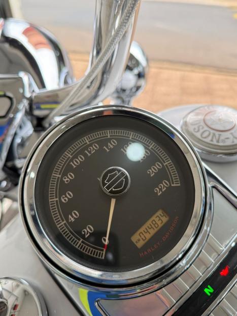 HARLEY DAVIDSON Road King 1600, Foto 3