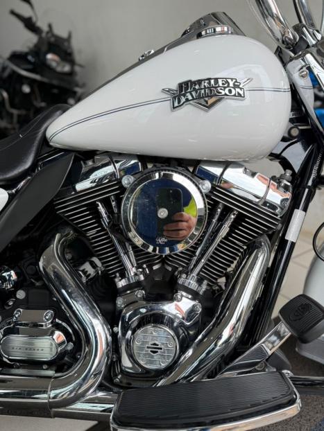 HARLEY DAVIDSON Road King 1600, Foto 4