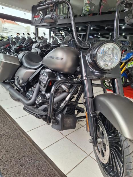 HARLEY DAVIDSON Road King 1800 SPECIAL, Foto 4