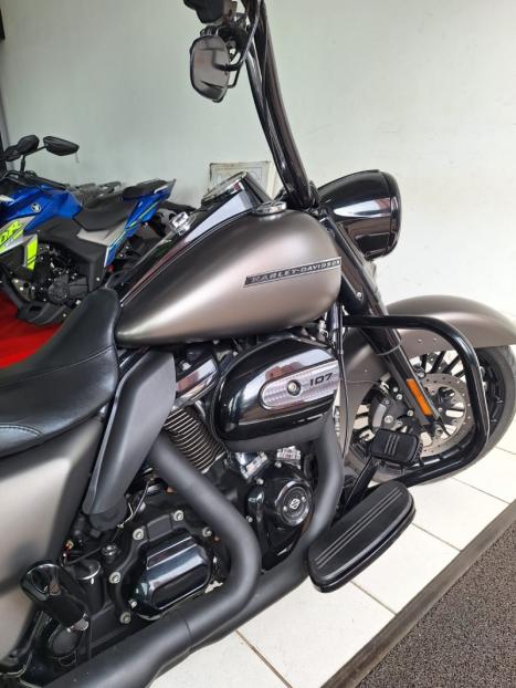 HARLEY DAVIDSON Road King 1800 SPECIAL, Foto 8