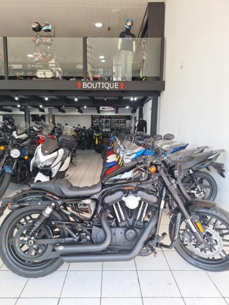 HARLEY DAVIDSON Roadster 1200 , Foto 1