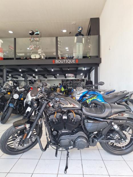 HARLEY DAVIDSON Roadster 1200 , Foto 2
