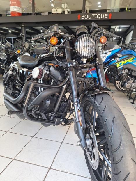 HARLEY DAVIDSON Roadster 1200 , Foto 4