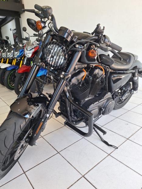 HARLEY DAVIDSON Roadster 1200 , Foto 5
