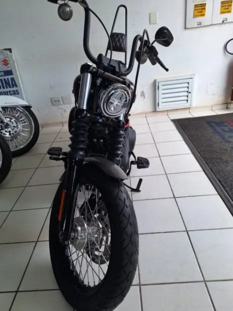 HARLEY DAVIDSON Softtail Street Bob 1700, Foto 9