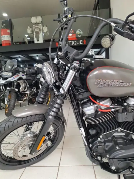 HARLEY DAVIDSON Softtail Street Bob 1700, Foto 12