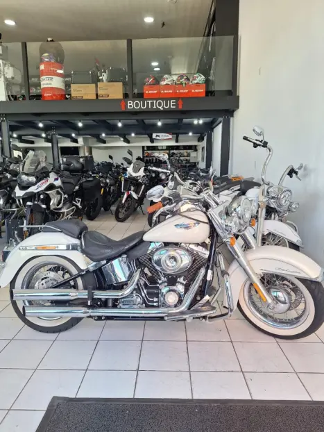 HARLEY DAVIDSON Softail DeLuxe 1600, Foto 1
