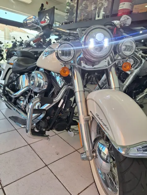 HARLEY DAVIDSON Softail DeLuxe 1600, Foto 4