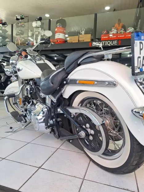 HARLEY DAVIDSON Softail DeLuxe 1600, Foto 6
