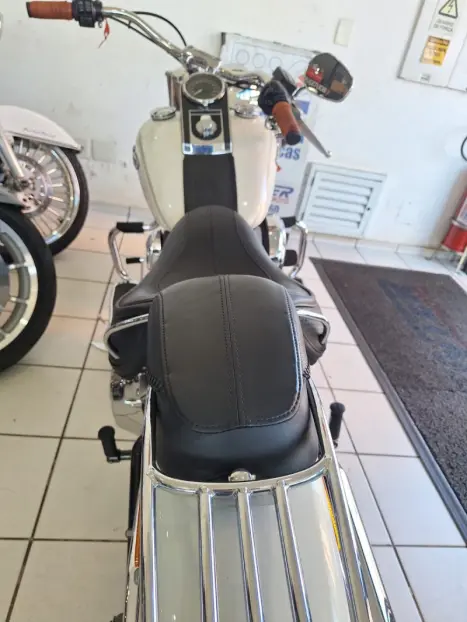 HARLEY DAVIDSON Softail DeLuxe 1600, Foto 20