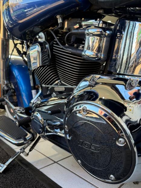 HARLEY DAVIDSON Softail DeLuxe 1600, Foto 19