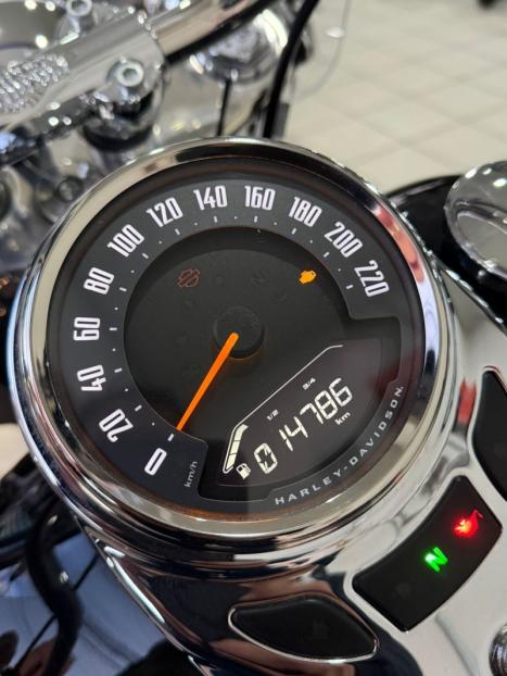 HARLEY DAVIDSON Softail Heritage Classic 1700, Foto 3