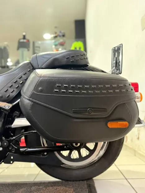 HARLEY DAVIDSON Softail Heritage Classic 1700, Foto 7