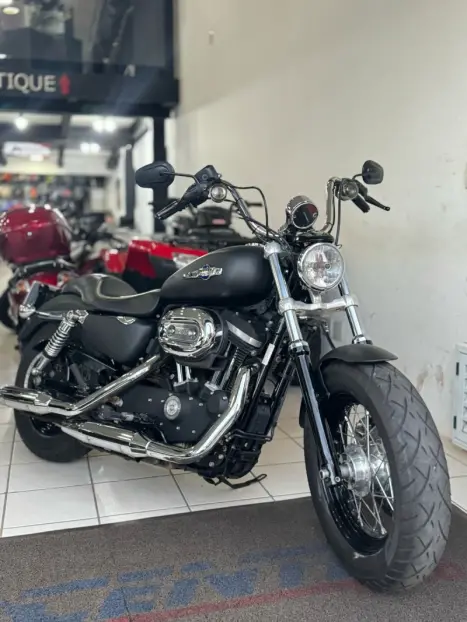 HARLEY DAVIDSON Sportster XL 1200 Custom CB, Foto 7 HARLEY DAVIDSON Sportster XL 1200 Custom CB, Foto 7