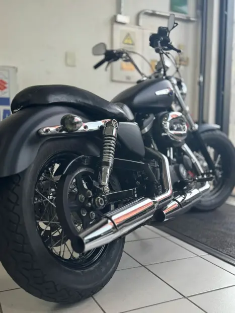 HARLEY DAVIDSON Sportster XL 1200 Custom CB, Foto 8 HARLEY DAVIDSON Sportster XL 1200 Custom CB, Foto 8