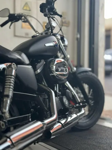 HARLEY DAVIDSON Sportster XL 1200 Custom CB, Foto 9 HARLEY DAVIDSON Sportster XL 1200 Custom CB, Foto 9