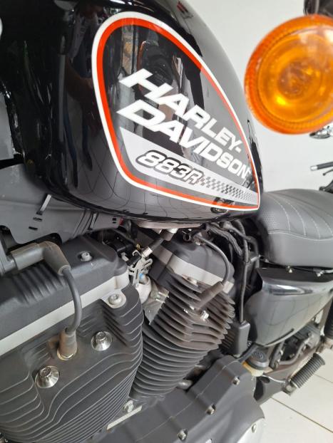 HARLEY DAVIDSON Sportster XL 883 R, Foto 3