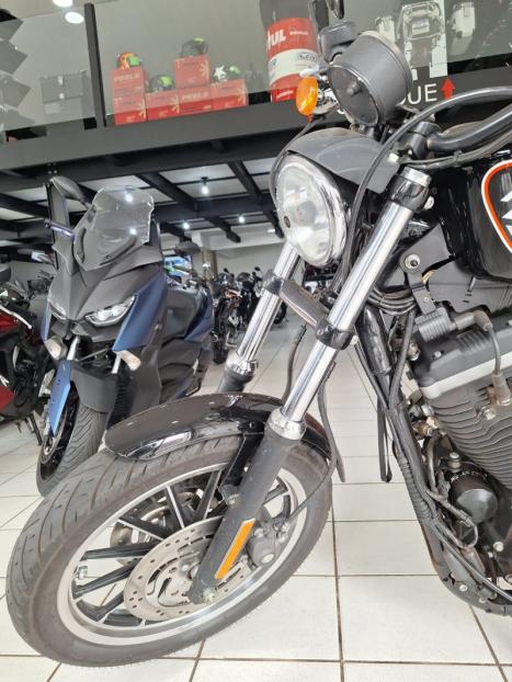 HARLEY DAVIDSON Sportster XL 883 R, Foto 4