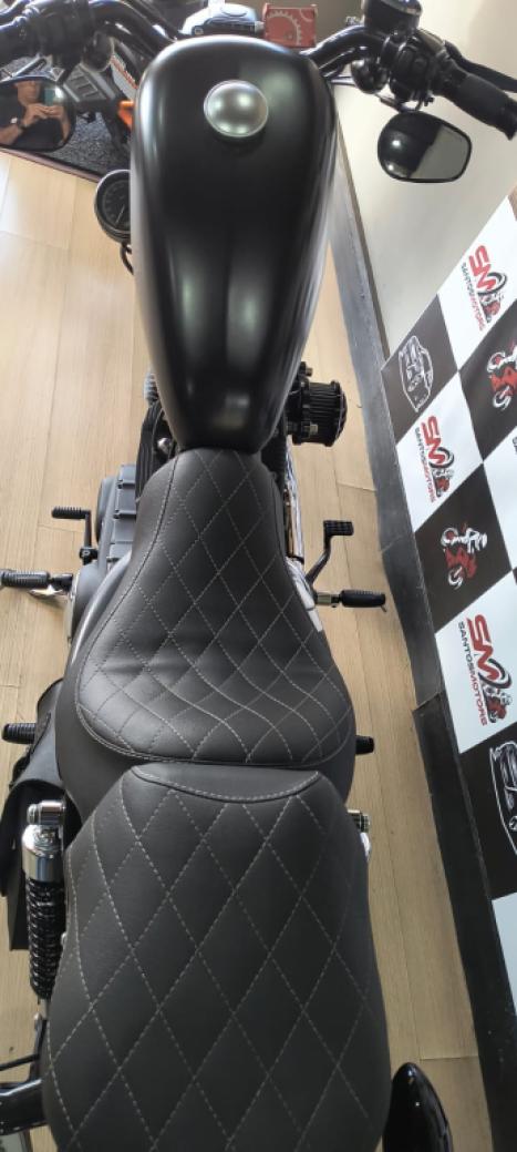 HARLEY DAVIDSON Sportster XL 883 CUSTOM, Foto 4
