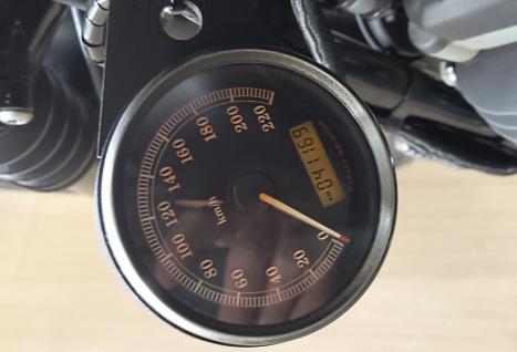 HARLEY DAVIDSON Sportster XL 883 CUSTOM, Foto 6
