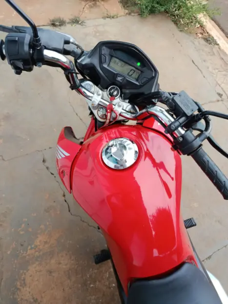 HONDA ADV 150 , Foto 6