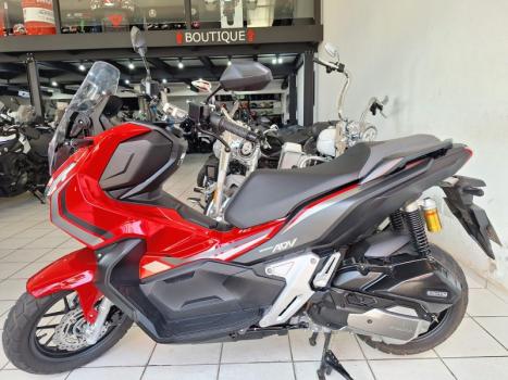 HONDA ADV 150 , Foto 2