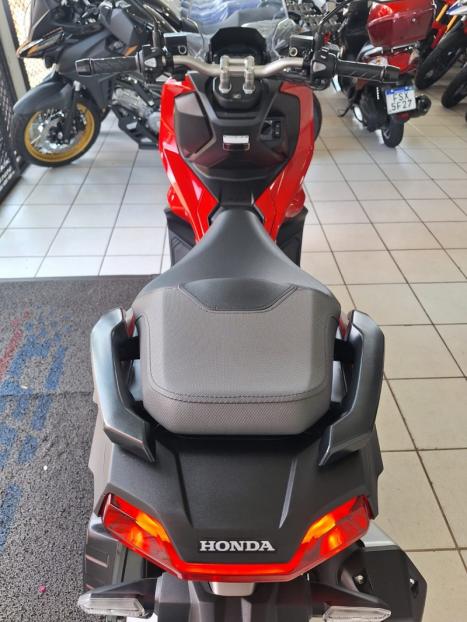 HONDA ADV 150 , Foto 7