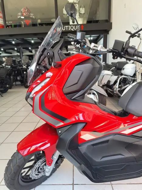 HONDA ADV 150 , Foto 11
