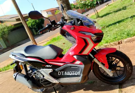 HONDA ADV 150 ABS, Foto 4