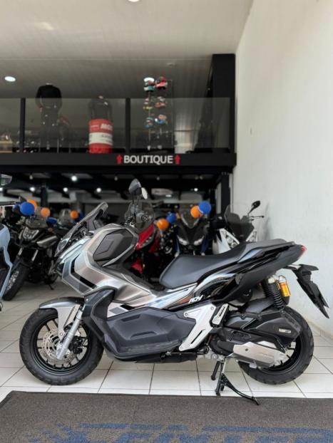 HONDA ADV 150 ABS, Foto 2
