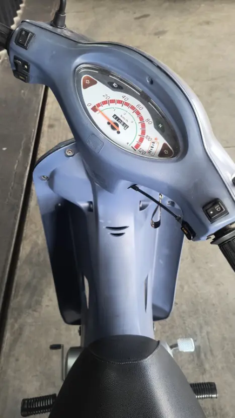 HONDA Biz 100 +, Foto 2