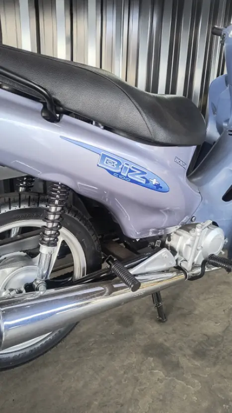 HONDA Biz 100 +, Foto 8
