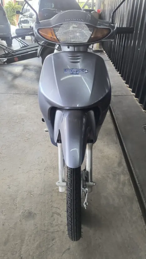 HONDA Biz 100 +, Foto 9